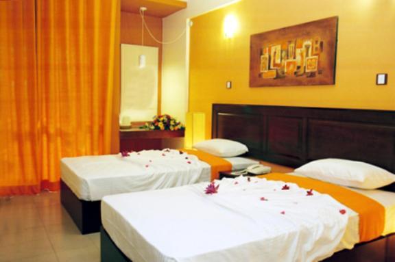 The Sovereign Colombo Room photo